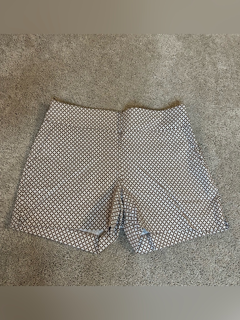 New York & Company patterned shorts